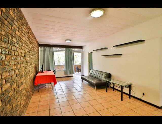 1.5 BEDROOM FLAT SOLD IN WAVERLEY